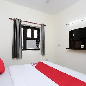 https://oyo-10381-hotel-aamantran-inn.hotelsdelhi.org