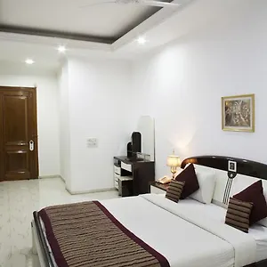 https://kshitij-hotel-royale.top-gurgaonhotels.com