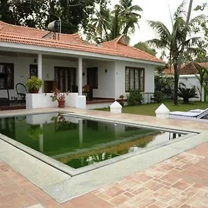 Tranquil Waters ** Alappuzha
